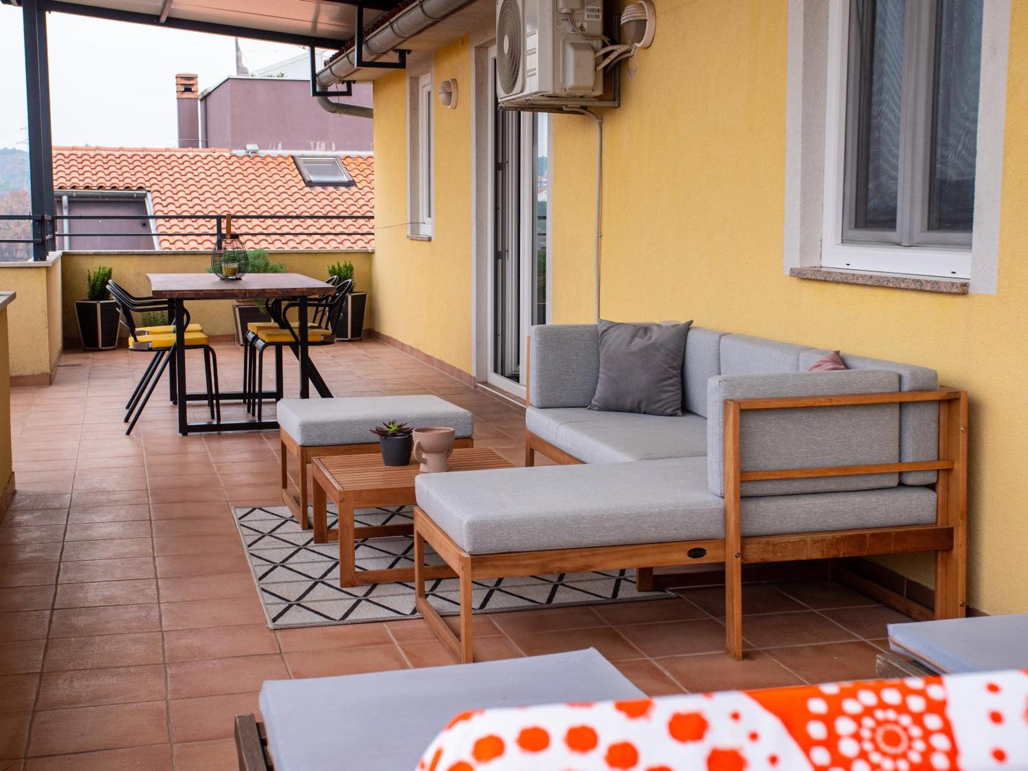 Jacqueline Apartment Pula Luaran gambar